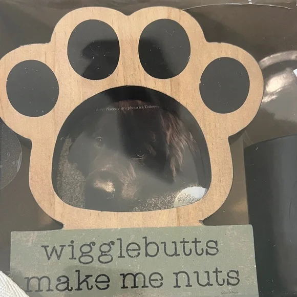 Dog Gift Set with Wigglebutts Design - Picture 3 of 4